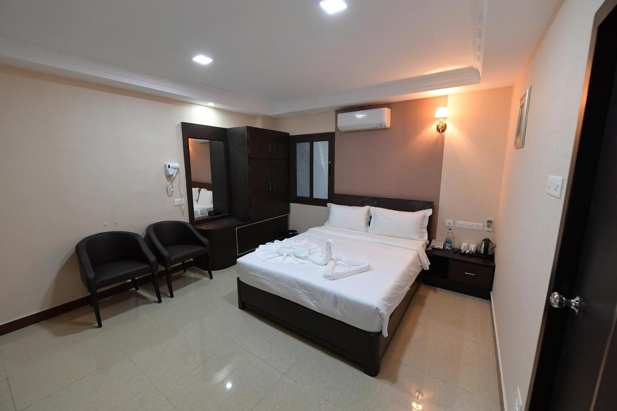 Coastal Grand Hotel Sampath Tiruchirappalli Eksteriør bilde